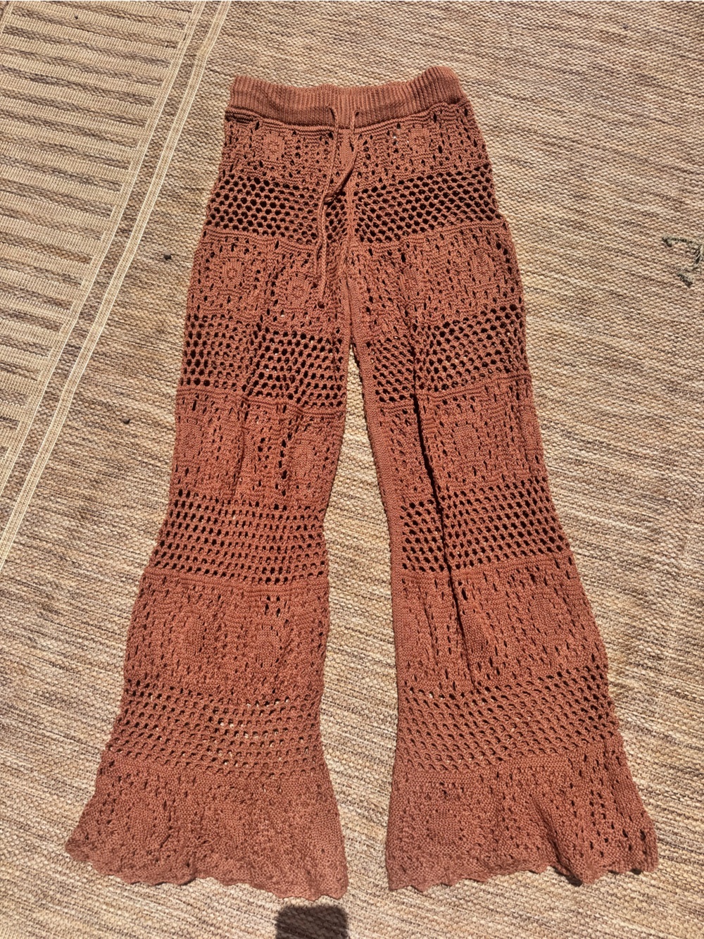 Women's Crochet Knit Sleeve in Rust
